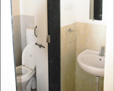 Dhruva- Toilet Basin